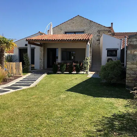 Ancienne Grange Avec Piscine Chauffee Villa